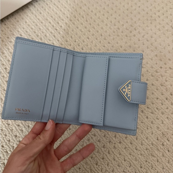 Prada Saffiano Small Leather Wallet - Picture 3 of 7
